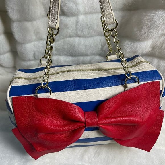 Betsey Johnson white and Bleu stripes Satchel with large red bow accent . - Picture 2 of 10